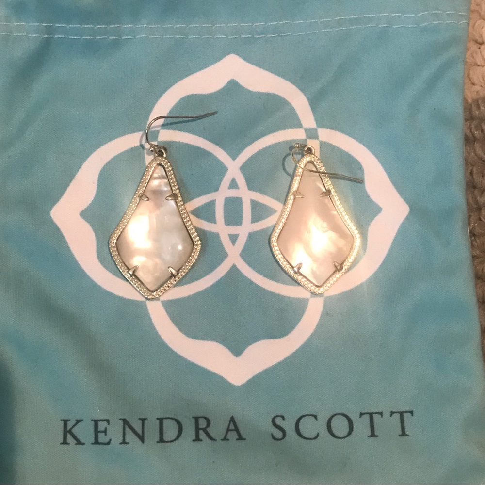Kendra Scott Alex Earrings in Gold Mother of Pearl